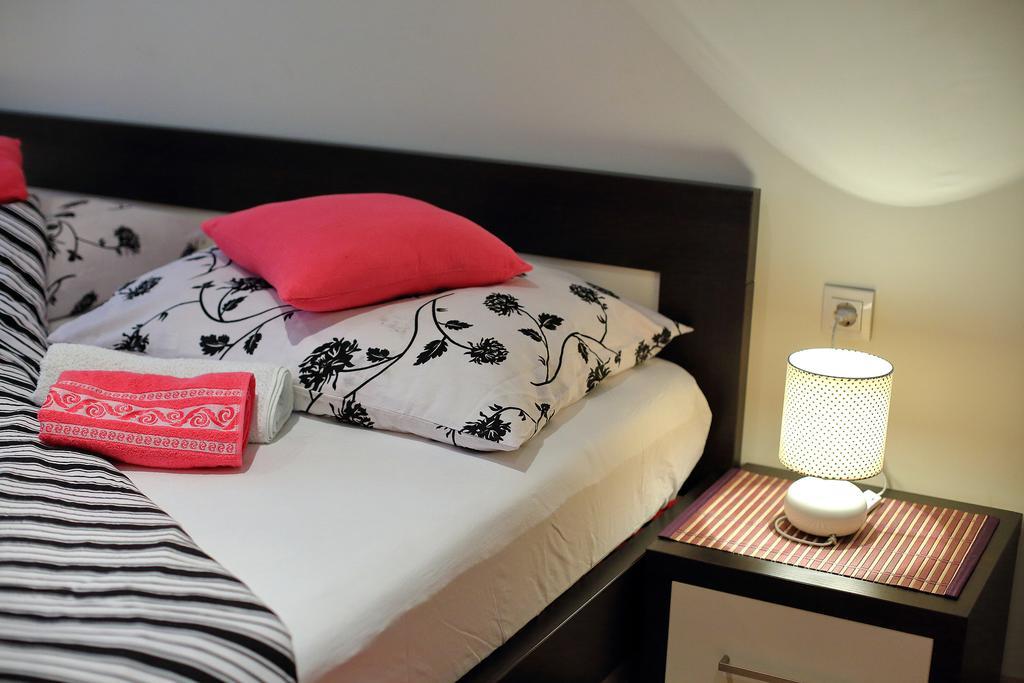 Apartments Melita Бибине Стая снимка