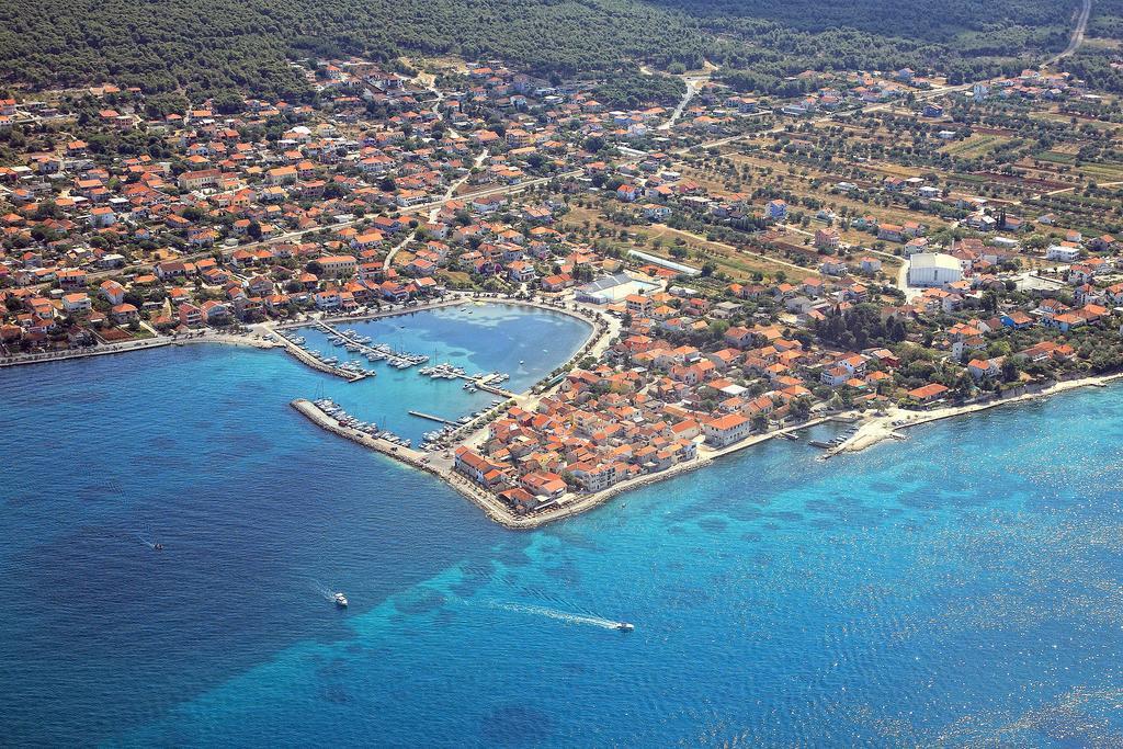 Apartments Melita Бибине Екстериор снимка