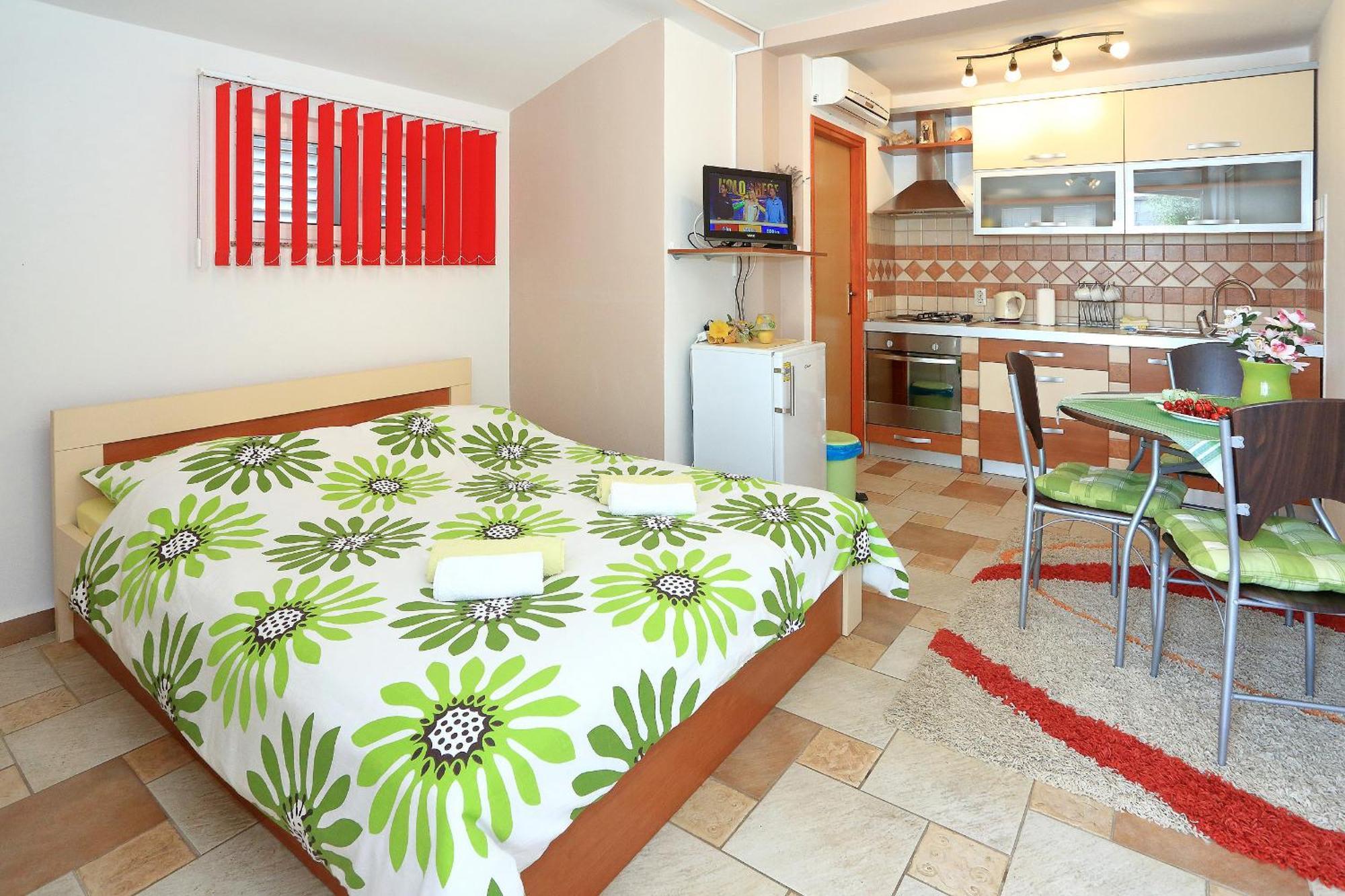 Apartments Melita Бибине Стая снимка