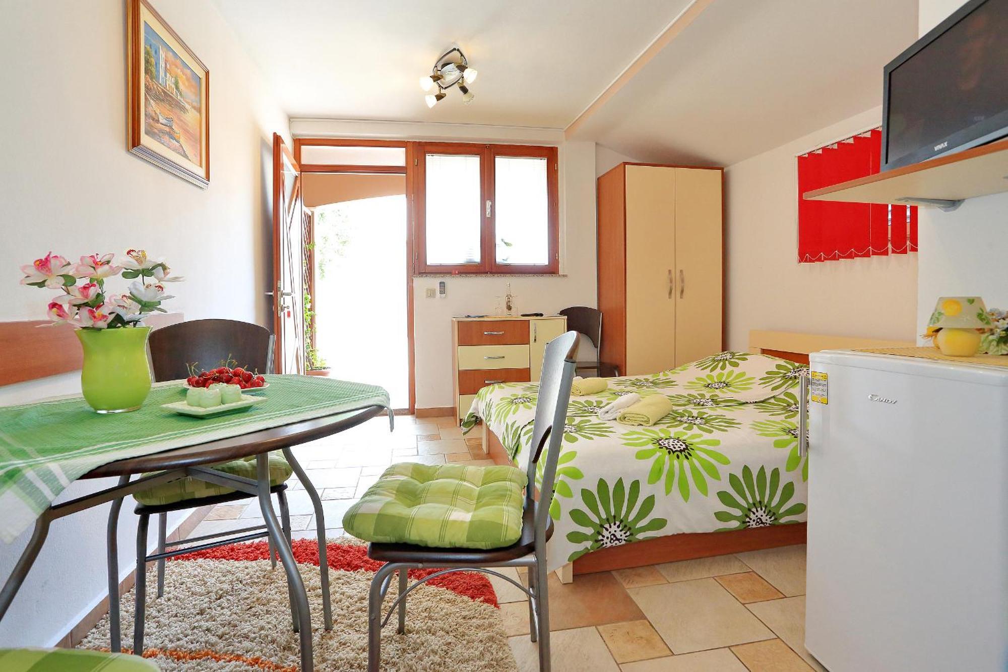 Apartments Melita Бибине Стая снимка